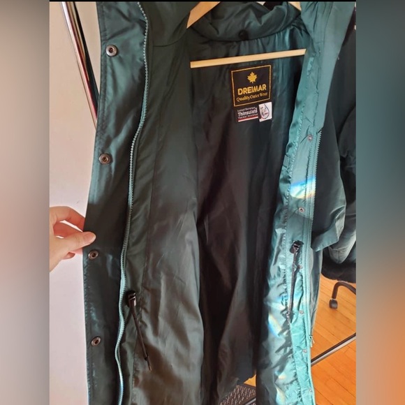 Dark green with black accent. Size small. Great condition. No tears, rips, holes - Picture 2 of 4